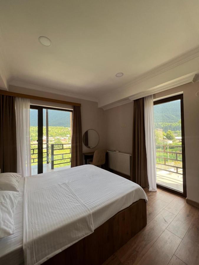 Lileo Inn Hotel Mestia Kültér fotó