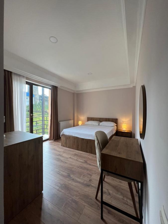 Lileo Inn Hotel Mestia Kültér fotó