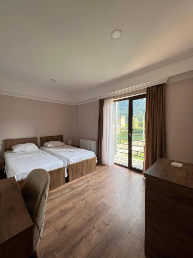 Lileo Inn Hotel Mestia Kültér fotó