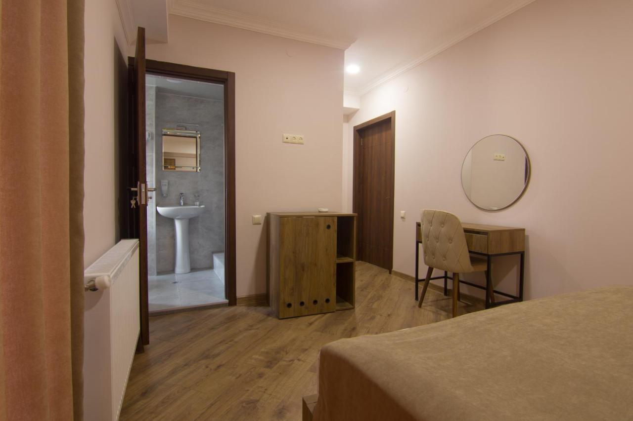 Lileo Inn Hotel Mestia Kültér fotó