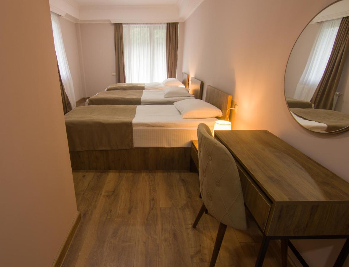 Lileo Inn Hotel Mestia Kültér fotó