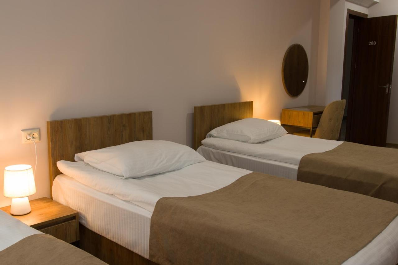 Lileo Inn Hotel Mestia Kültér fotó